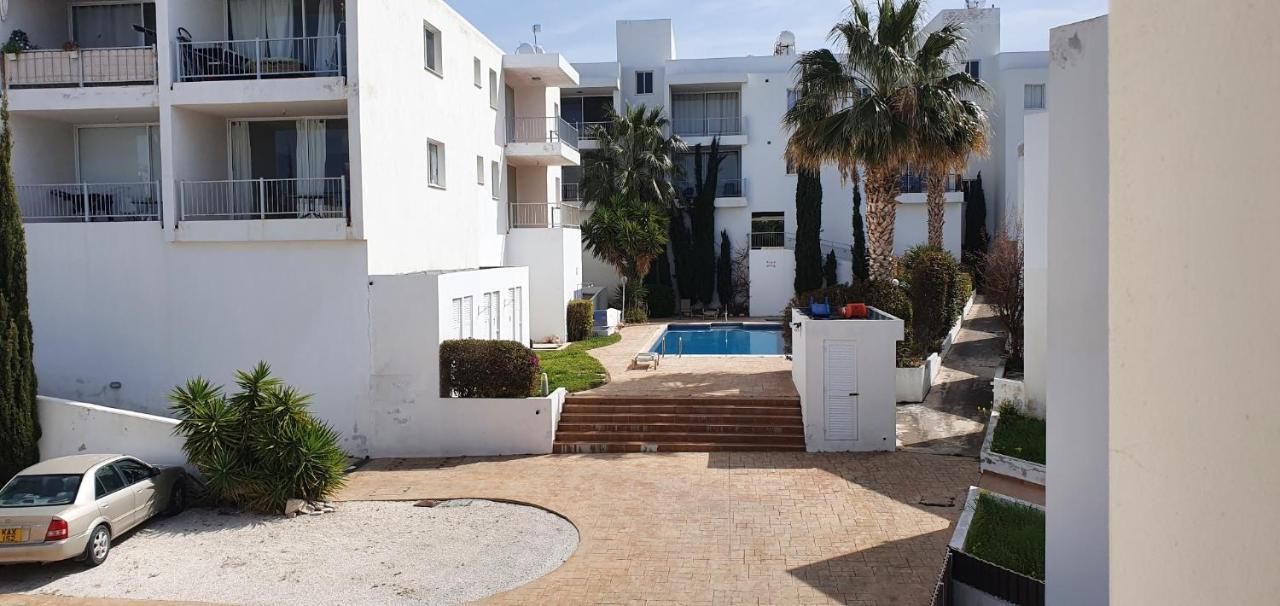 Evros Peyia & Coral Bay Seaview Apartment Extérieur photo