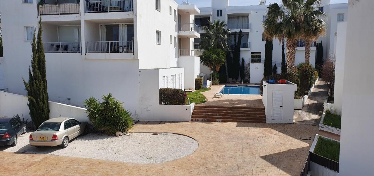 Evros Peyia & Coral Bay Seaview Apartment Extérieur photo