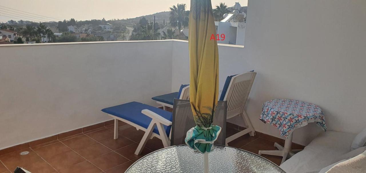 Evros Peyia & Coral Bay Seaview Apartment Extérieur photo