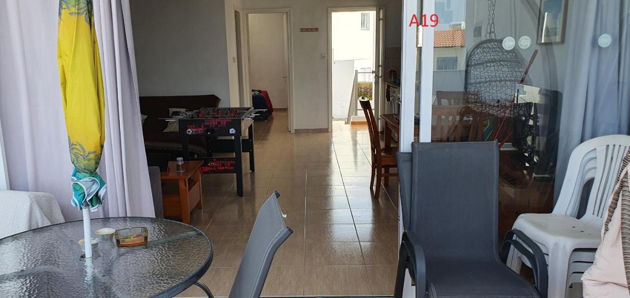 Evros Peyia & Coral Bay Seaview Apartment Extérieur photo
