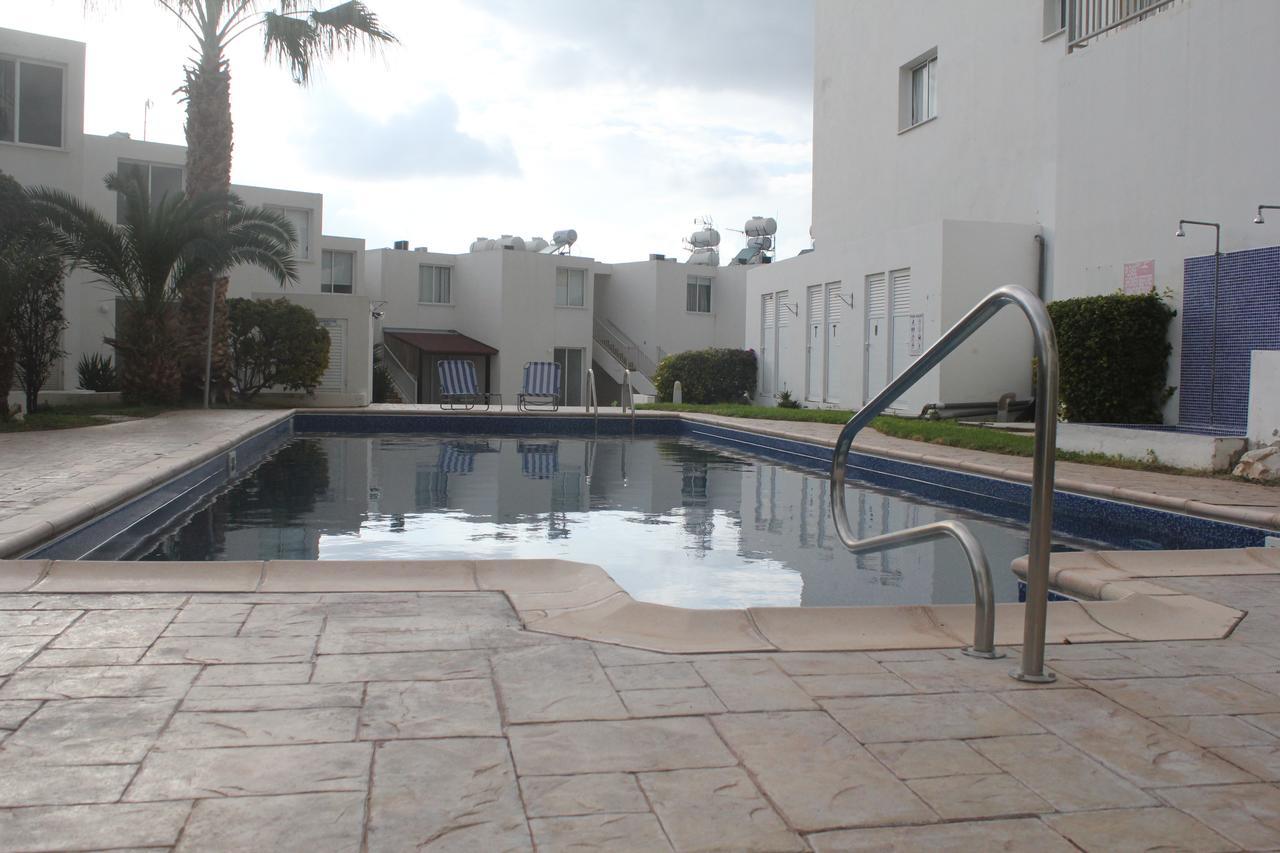 Evros Peyia & Coral Bay Seaview Apartment Extérieur photo